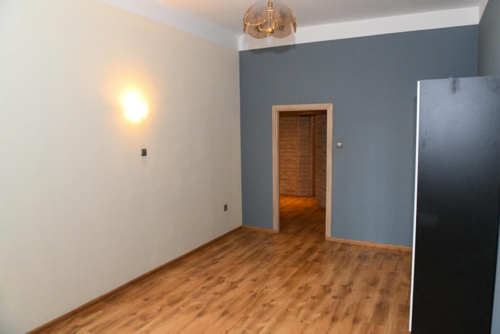 Przestronne mieszkanie w centrum Legnicy, 99,03 m2 - zdjęcie 4