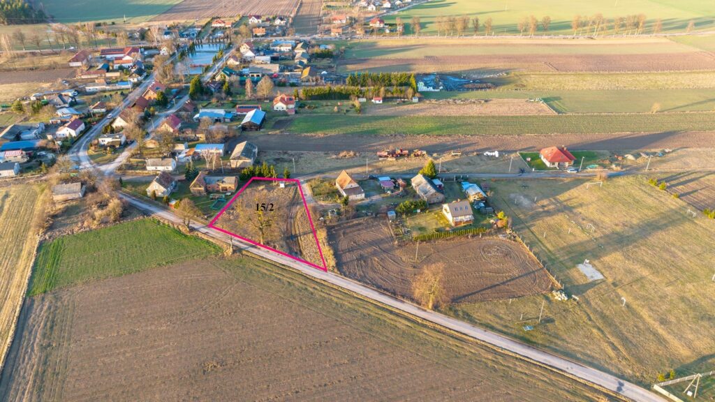 Na sprzedaż działka w Grzegórzkach, 1932 m2 - zdjęcie 2