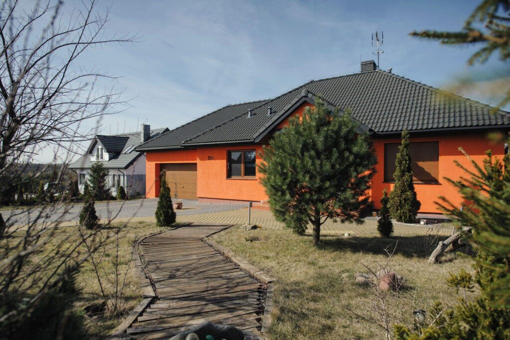 Sprzedany !! Dom z linią brzegową w Sitnie - zdjęcie 1