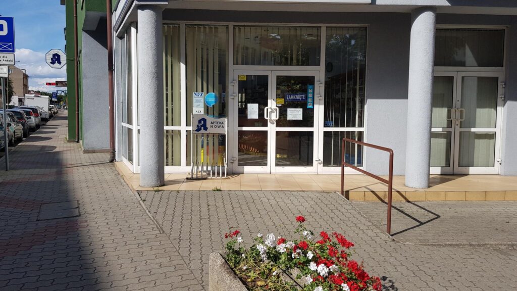 Lokal użytkowy w doskonałej lokalizacji - zdjęcie 1