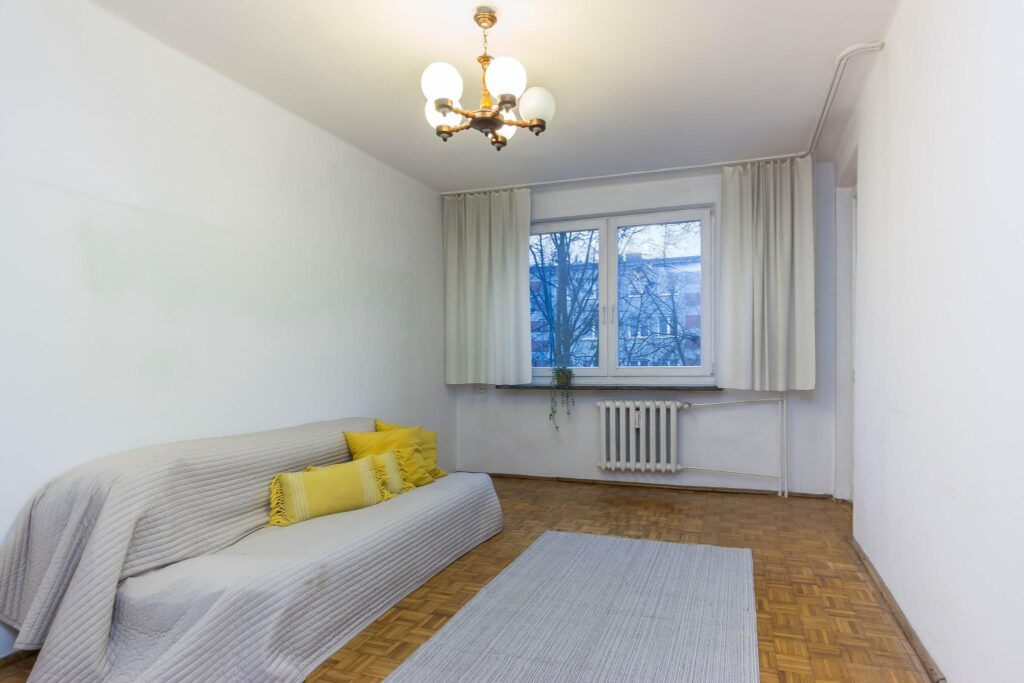 3-pokojowe, przy ul. Antoniukowskiej - zdjęcie 1