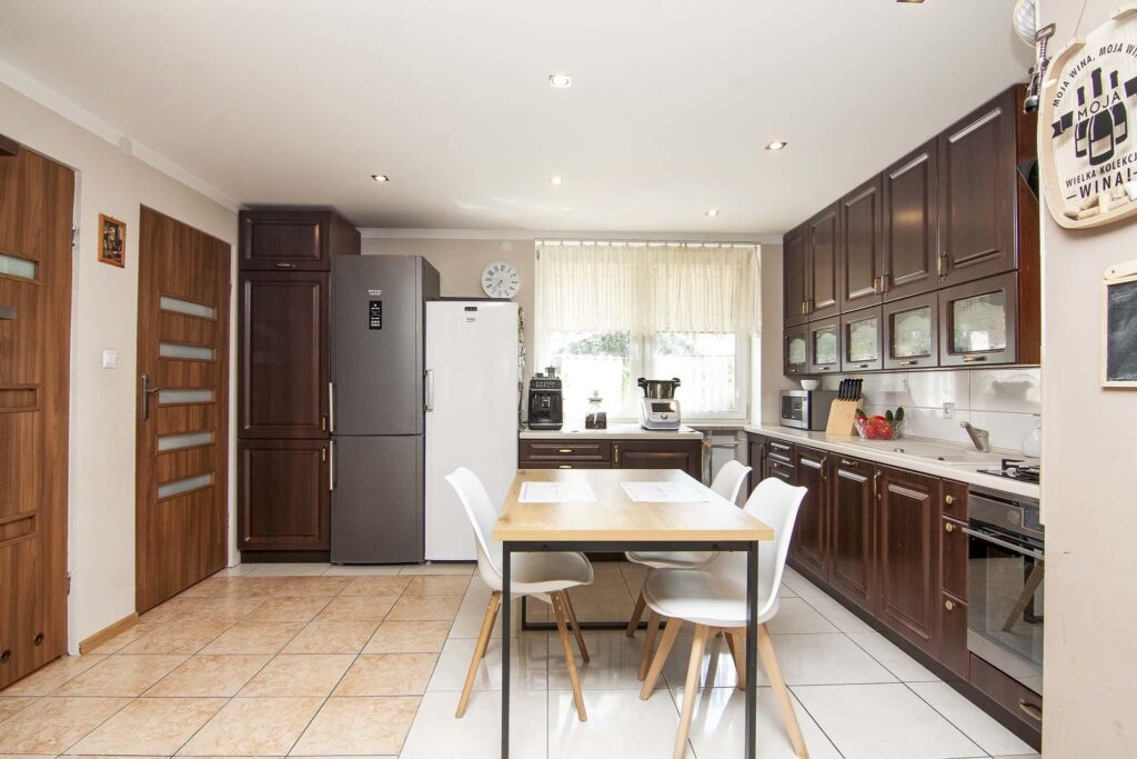 Szeregowiec na Szczęśliwej, 110m2, 4 pokoje - zdjęcie 2