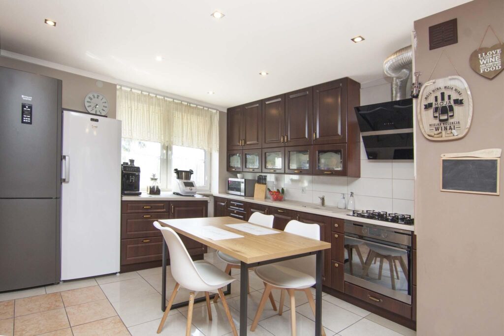 Szeregowiec na Szczęśliwej, 110m2, 4 pokoje - zdjęcie 3