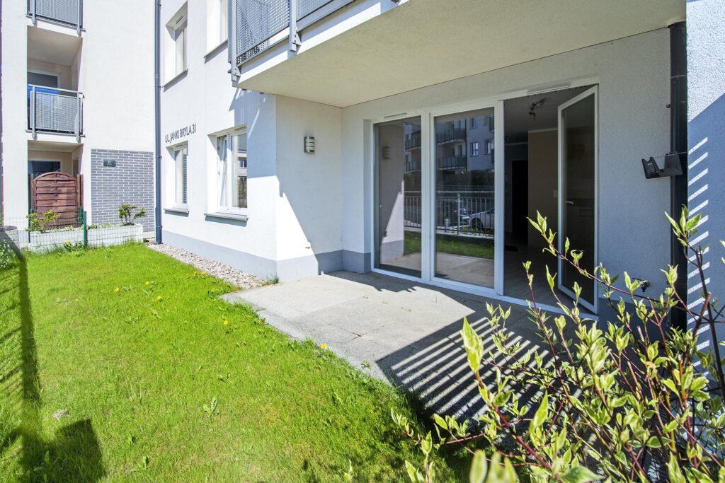 3 pokoje z ogródkiem, kameralne osiedle, las - zdjęcie 1