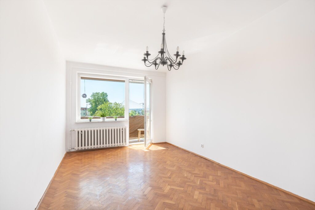 2 pokoje do remontu, balkon, plaża Stogi - zdjęcie 1