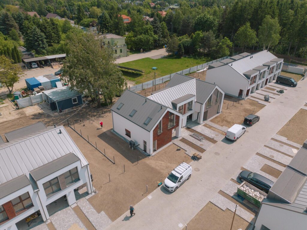 Nowoczesny dom, podwyższony standard, dobry dojazd - zdjęcie 1