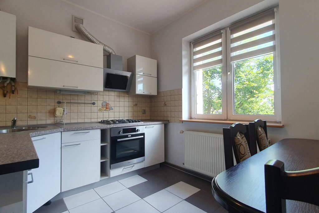 Dwa pokoje na pierwszym piętrze - zdjęcie 5