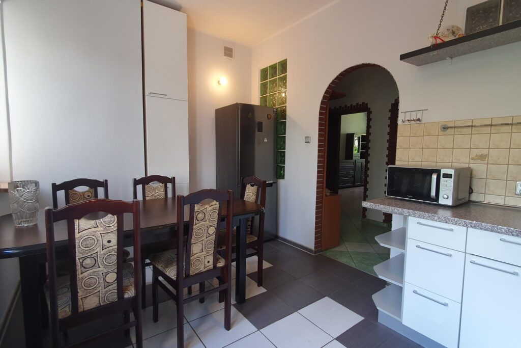 Dwa pokoje na pierwszym piętrze - zdjęcie 6