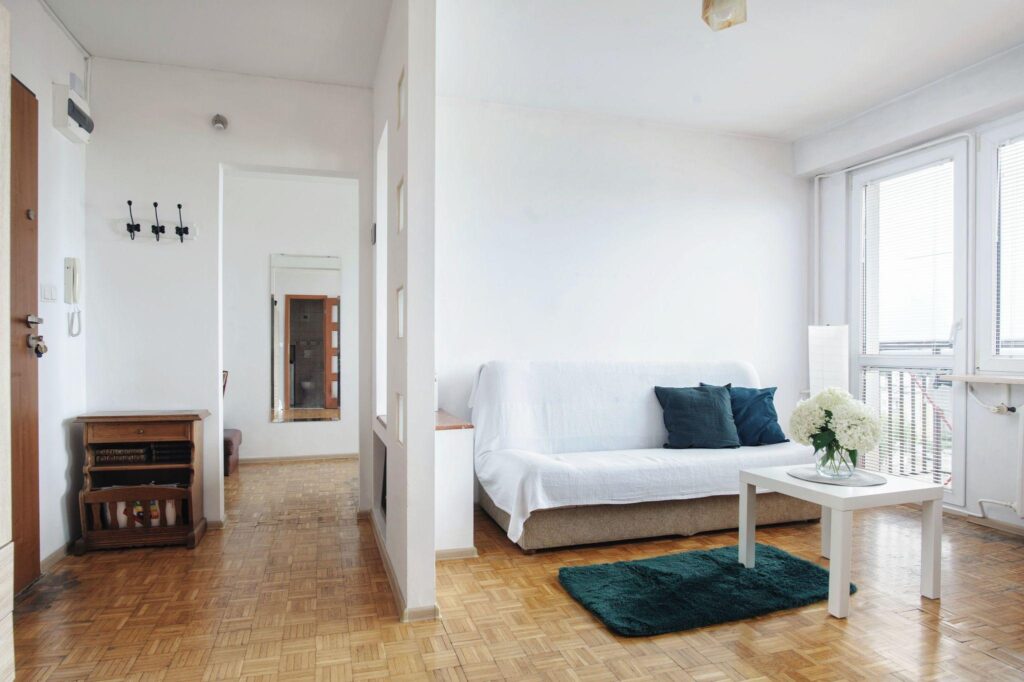 SPRZEDANE ! 2 pokoje z balkonem 300 m od UMK - zdjęcie 1