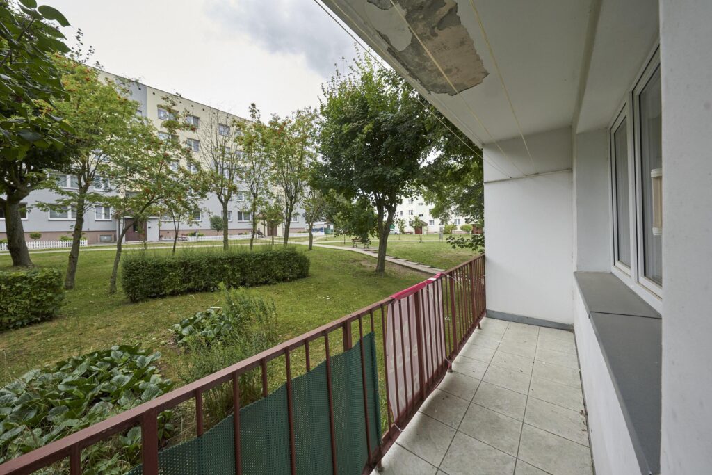 ROZKŁADOWE 2 POKOJE DO ZAMIESZKANIA - zdjęcie 1