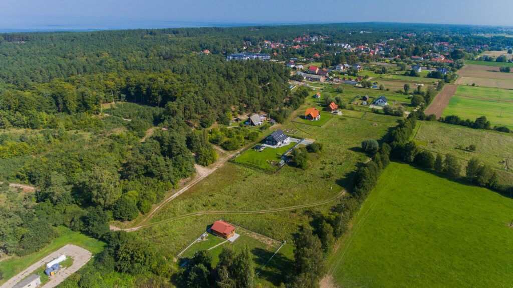 Klimatyczne działki w Jantarze nieopodal lasu - zdjęcie 4