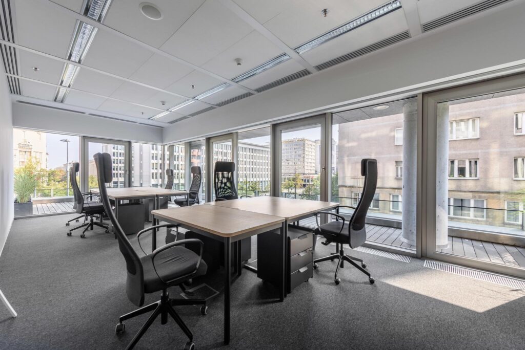 Biuro w nowoczesnej przestrzeni coworkingowej! - zdjęcie 14