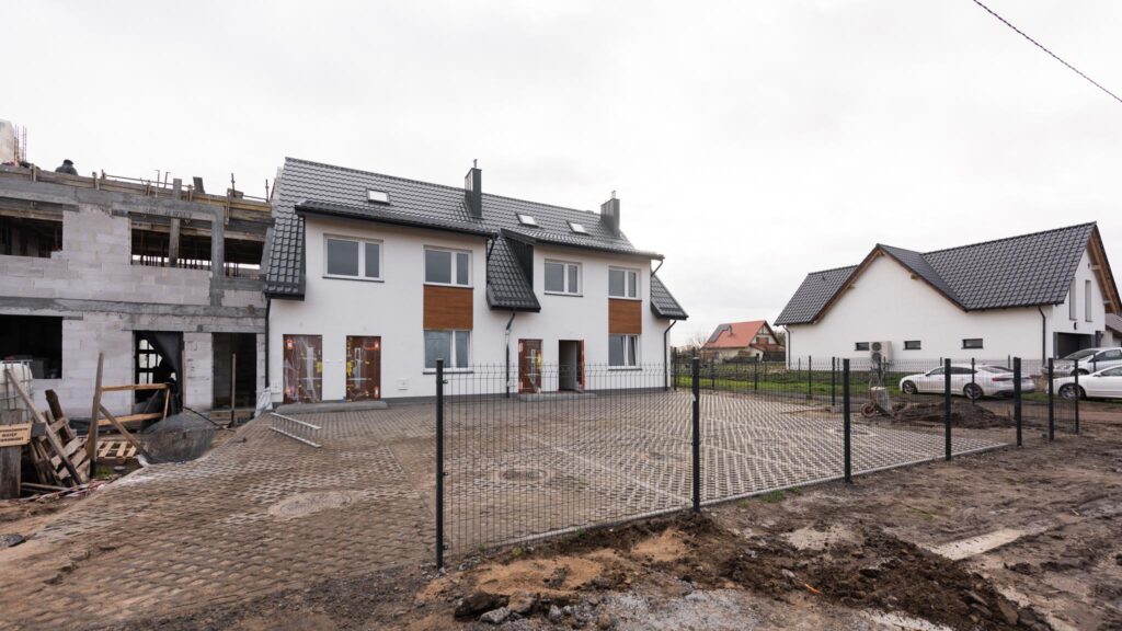 Mieszkanie 4 pokojowe ok.90 m2, obok Pruszcza Gd. - zdjęcie 1