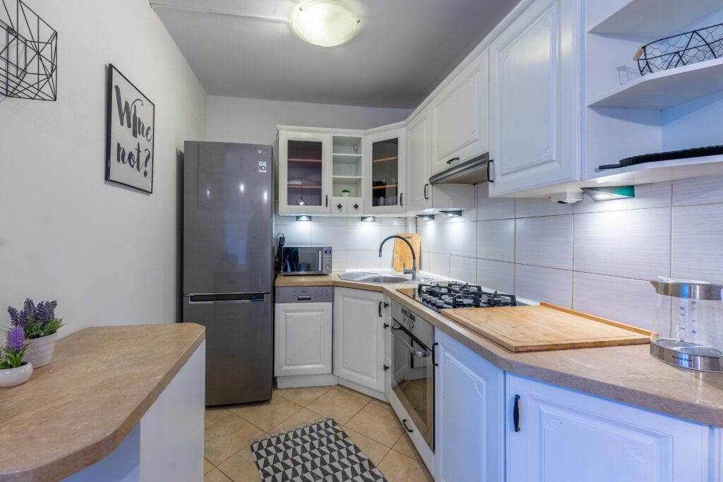 3-pokojowe mieszkanie na wynajem - zdjęcie 3