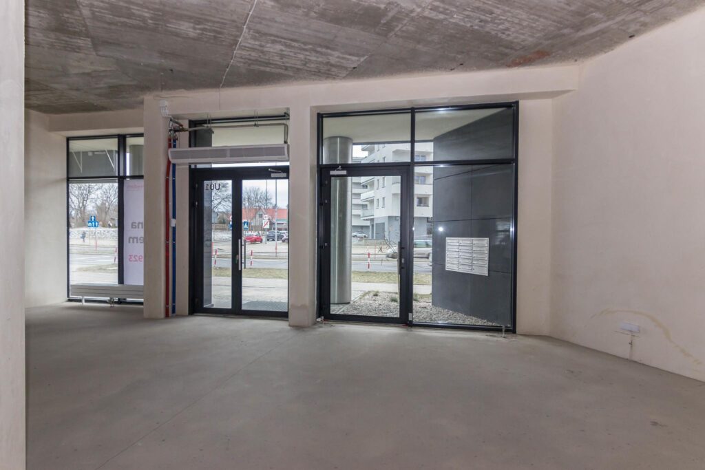 Lokal z witryną, 184 m2, bez podatku PCC - zdjęcie 5