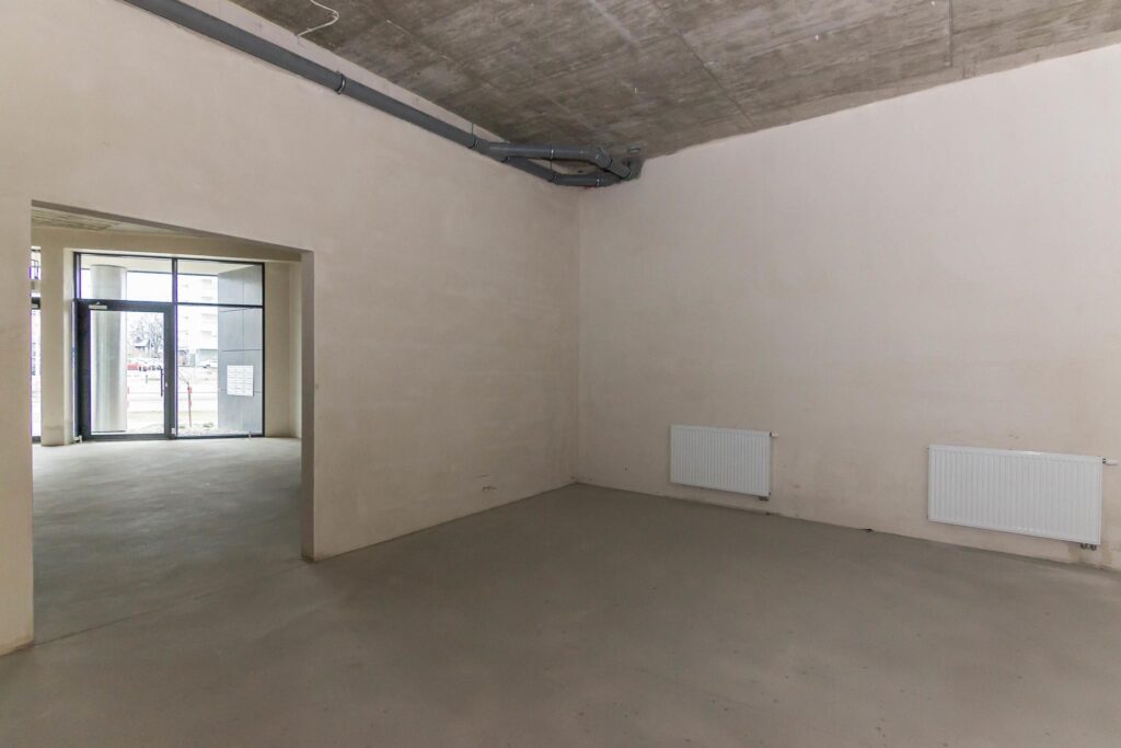 Lokal z witryną, 184 m2, bez podatku PCC - zdjęcie 8