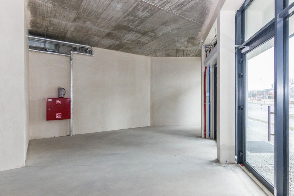 Lokal z witryną, 184 m2, bez podatku PCC - zdjęcie 11