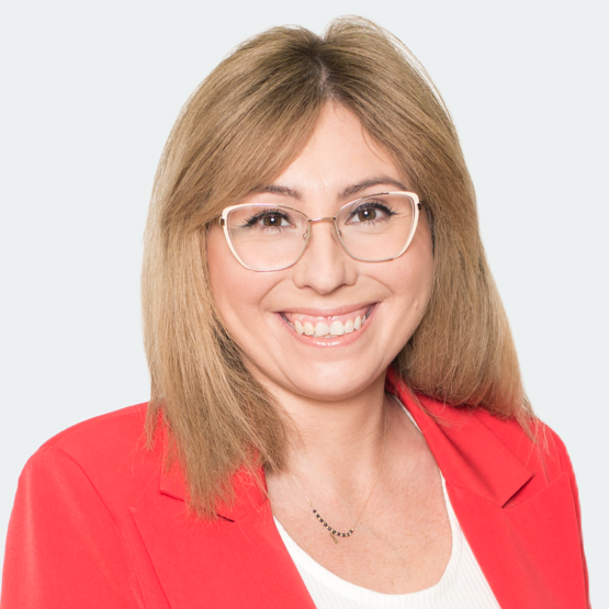Monika Bujakowska  - Specjalista ds. sprzedaży nieruchomości - Freedom
