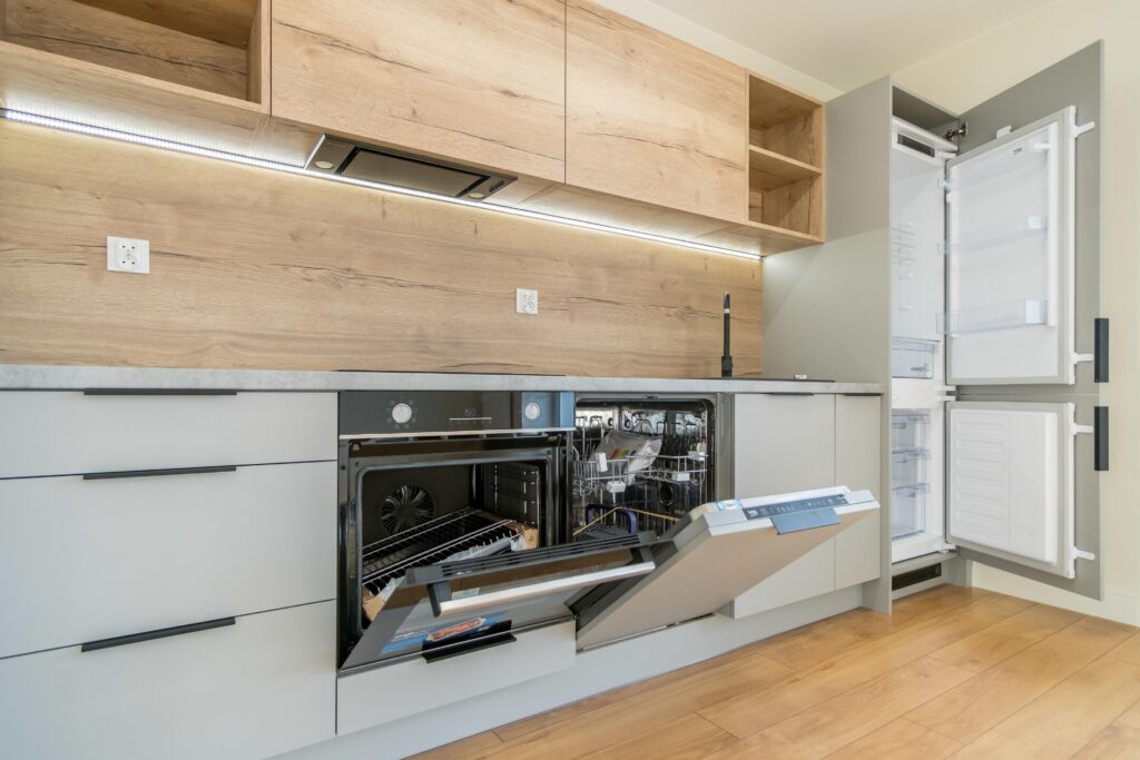 Mieszkanie z garażem i komórką lokatorską - zdjęcie 17