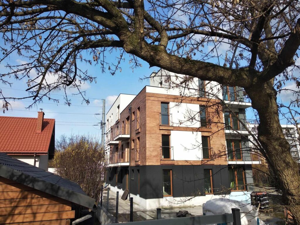 Dwupokojowy penthouse z balkonem - zdjęcie 1