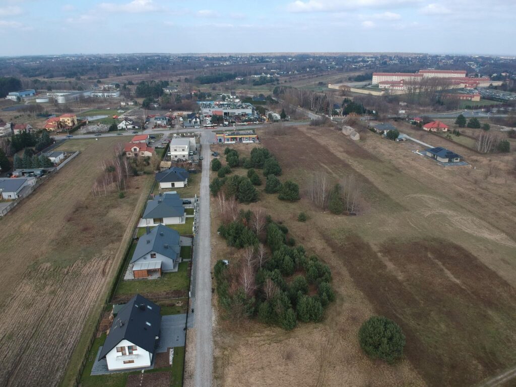 Działka pod dom wolnostojący-800m2. ul. Wolanowska - zdjęcie 8