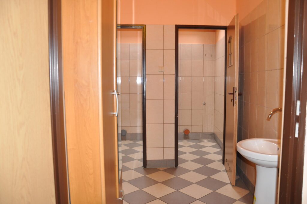 Powierzchnia usługowa w bardzo dobrej lokalizacji - zdjęcie 7