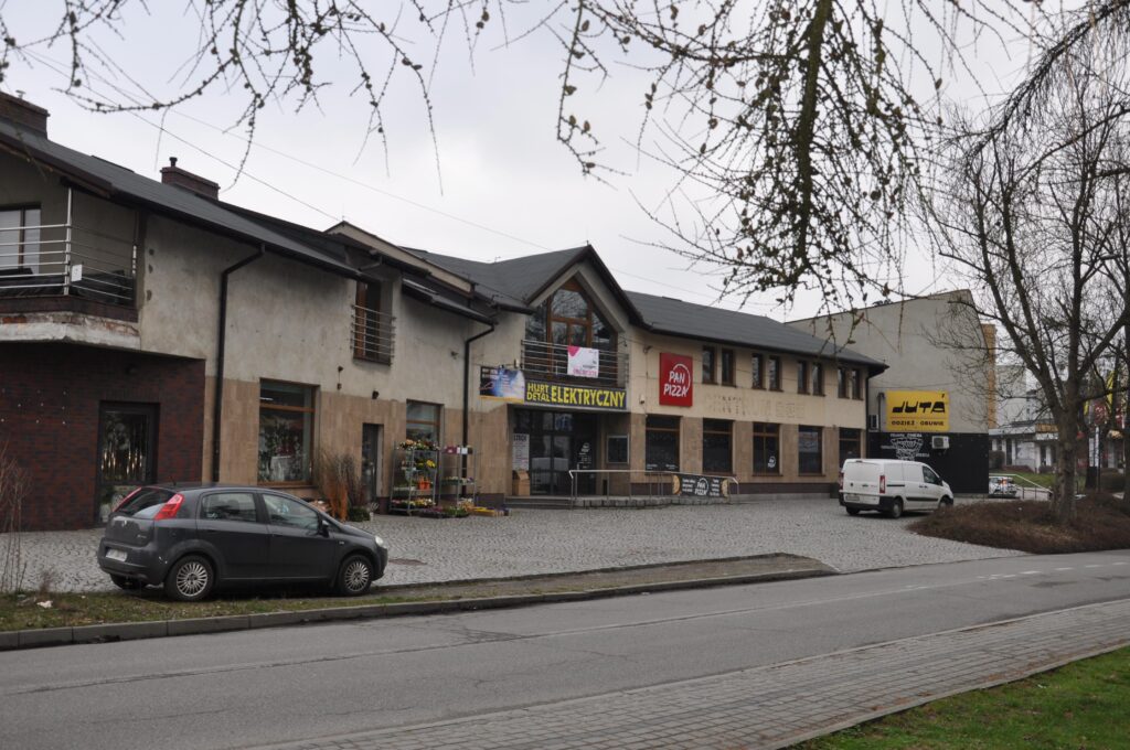 Powierzchnia usługowa w bardzo dobrej lokalizacji - zdjęcie 10