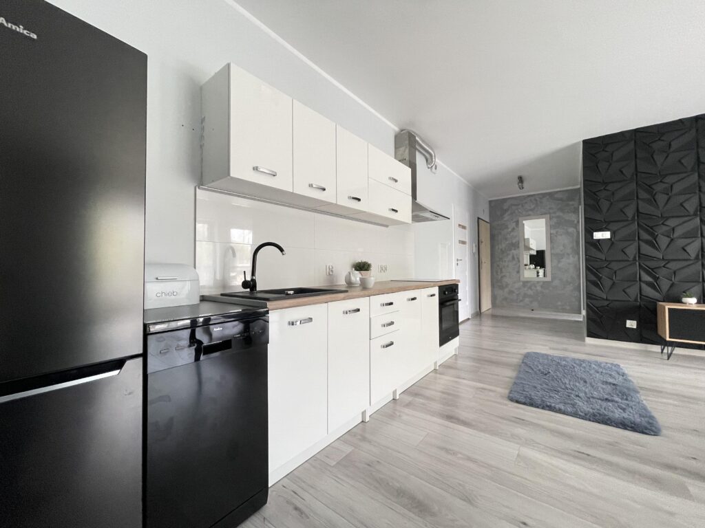 Wygodne i komfortowe mieszkanie z dużym tarasem - zdjęcie 3