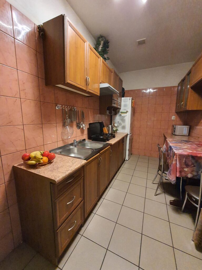 Dom w centrum Łomaz z tarasem - zdjęcie 14