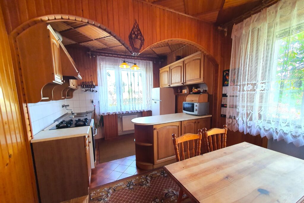 Dom na sprzedaż z działką inwestycyjną - zdjęcie 5