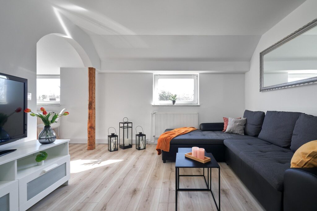 Mieszkanie w domu dwurodzinnym z ogrodem. - zdjęcie 4