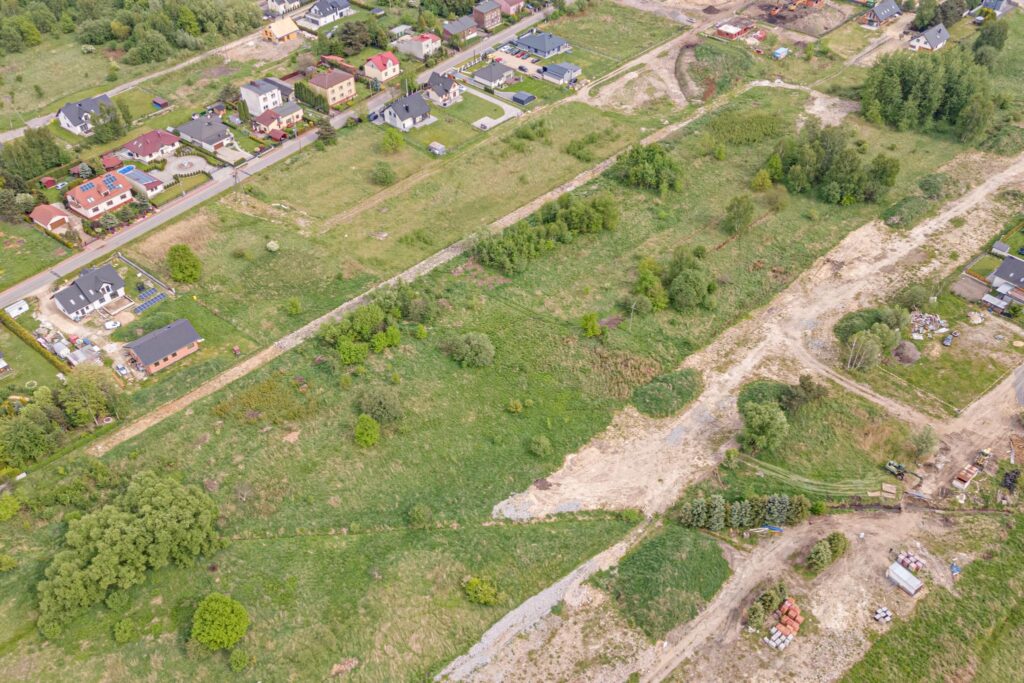 Działka budowlana o powierzchni 1003m2 Dąbrowie G. - zdjęcie 24