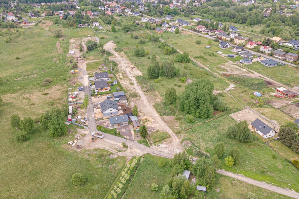 Duża działka budowlana z możliwością podziału - zdjęcie 7