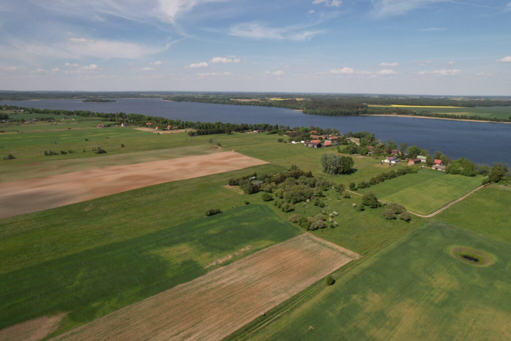 Na sprzedaż działka w Kozikach pow.1000 m2 - zdjęcie 1
