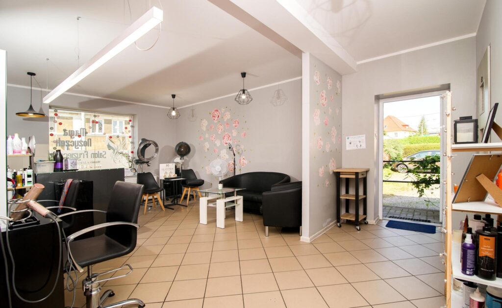 Na sprzedaż kamienica w centrum Pasłęka - zdjęcie 4