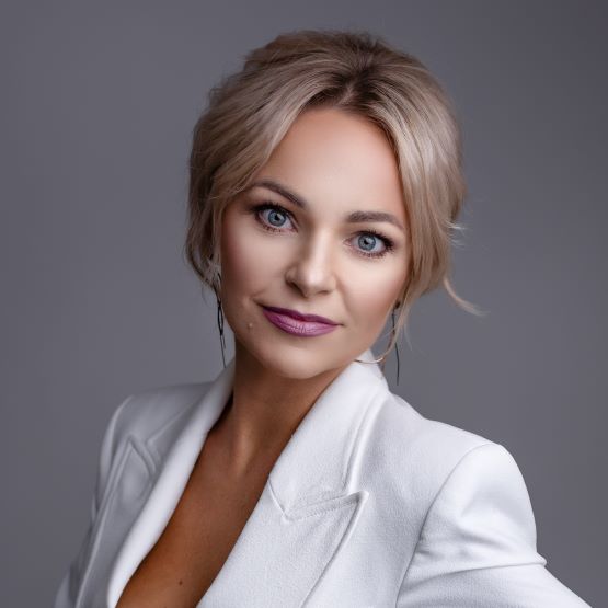 Katarzyna  Kabat - Ekspert Finansowy NOTUS Finanse S.A. - Freedom