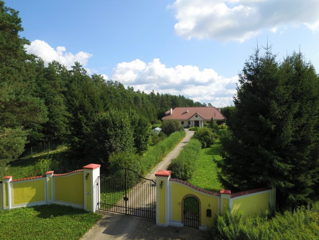 Dworek na Mazurach, Międzylesie, Ostróda - zdjęcie 1