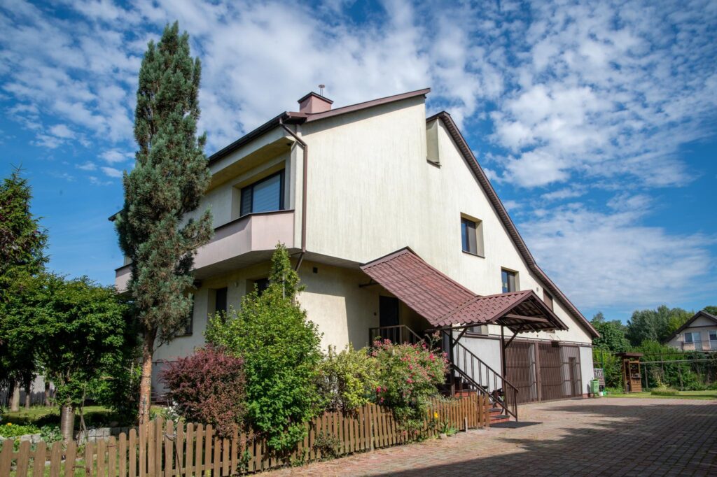 Sprzedam/Wynajmę dom i hala Radom ul. Malenicka - zdjęcie 1