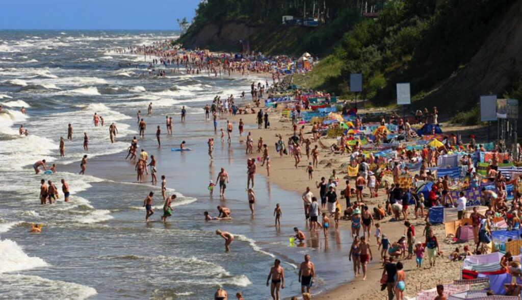 Rewal Centrum dochodowy Pensjonat 100 m od morza - zdjęcie 20