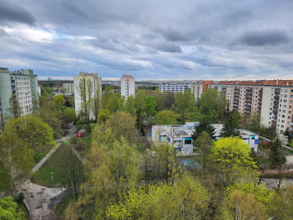 3 pokojowe mieszkanie na Bielanach - zdjęcie 2