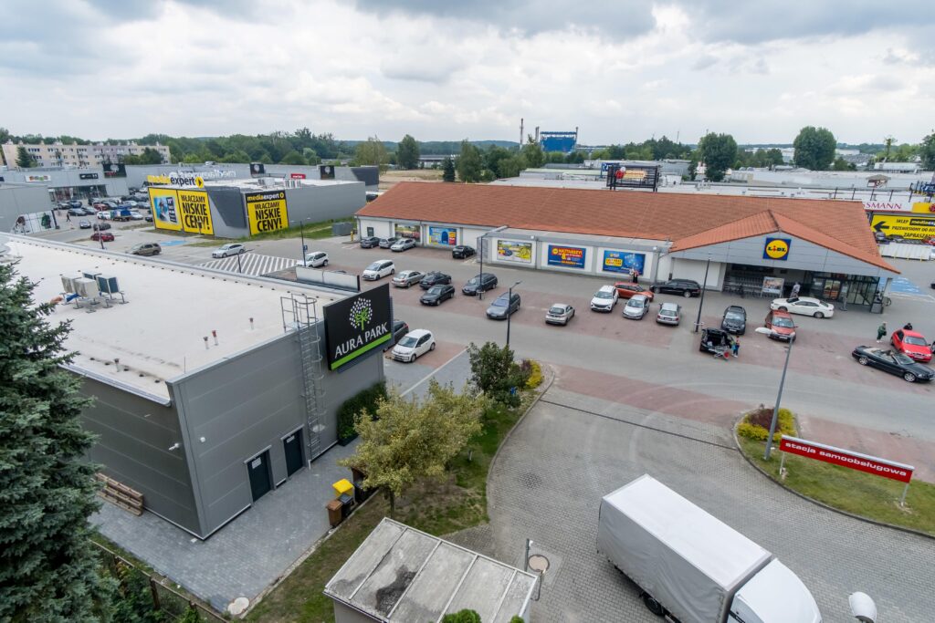 Przestronne trzy pokojowe mieszkanie - zdjęcie 30