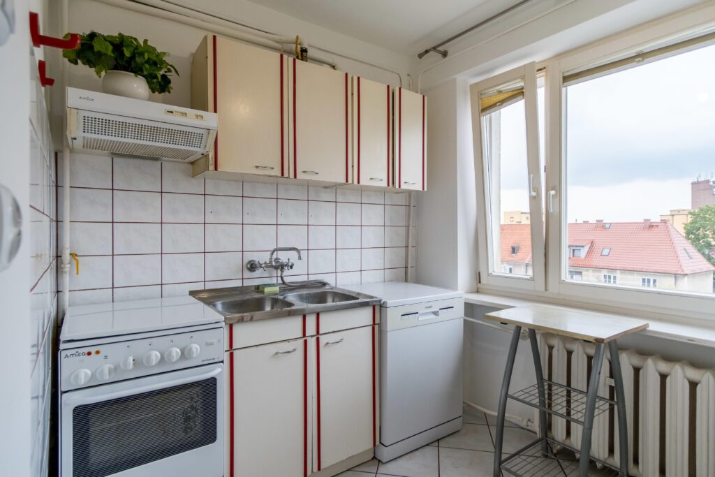 Przestronne trzy pokojowe mieszkanie - zdjęcie 10