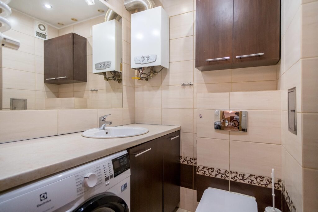 Przestronne trzy pokojowe mieszkanie - zdjęcie 14