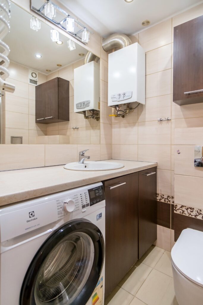 Przestronne trzy pokojowe mieszkanie - zdjęcie 17