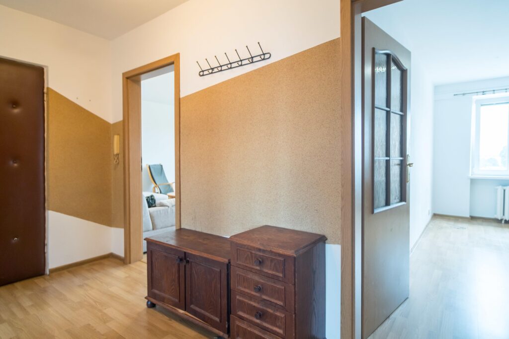 Przestronne trzy pokojowe mieszkanie - zdjęcie 22