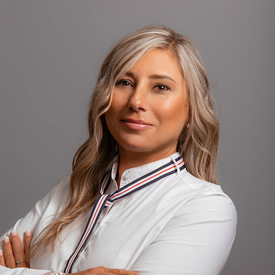 Agnieszka Oleksy - Kołodziejska - Agent Nieruchomości - Freedom