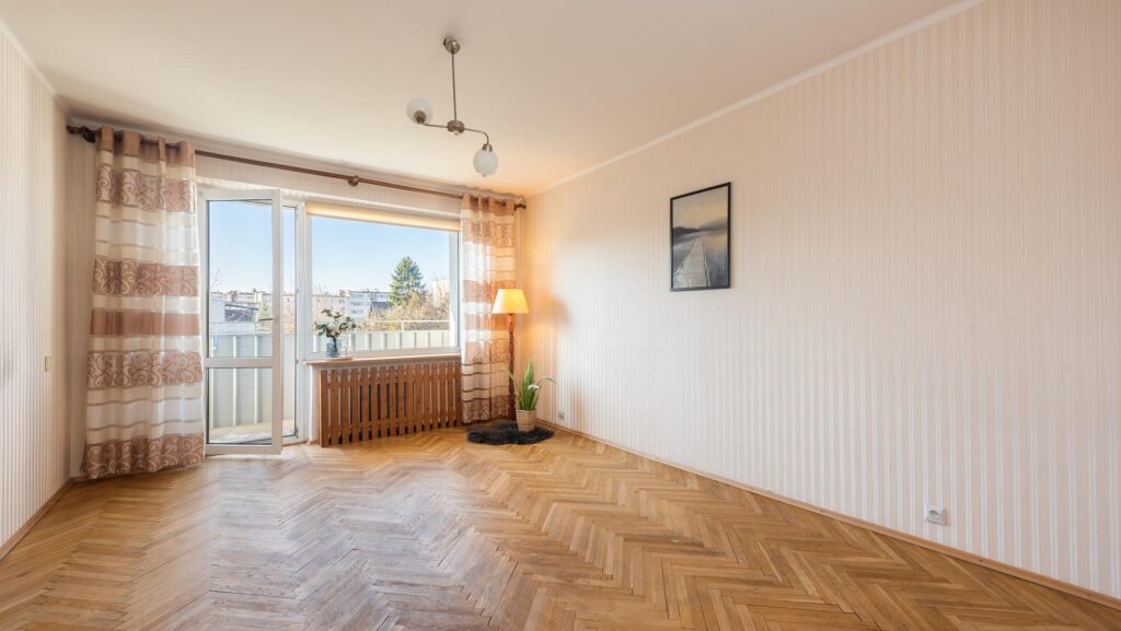 Mieszkanie z garażem w atrakcyjnej lokalizacji - zdjęcie 2