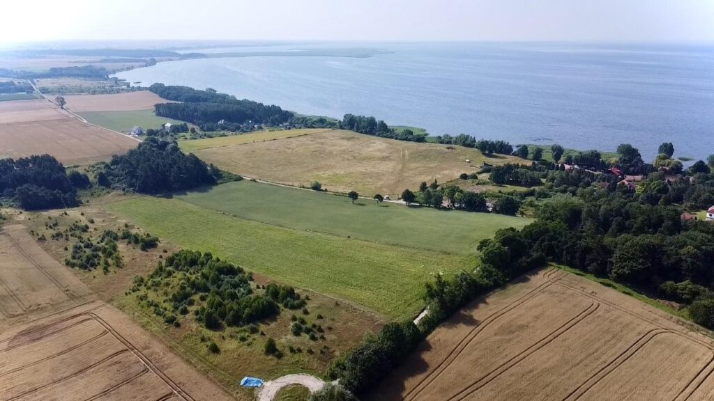 Działka Inwestycyjna 1,89 ha z Widokiem na Zalew. - zdjęcie 1