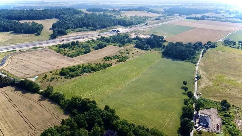 Działka Inwestycyjna 1,89 ha z Widokiem na Zalew. - zdjęcie 6
