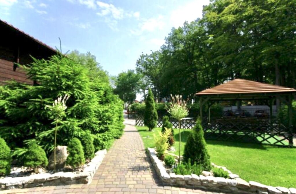 Rewal Centrum dochodowy Pensjonat 100 m od morza - zdjęcie 12